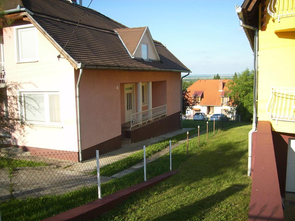 ザラカロシュPorat Houseアパートメント エクステリア 写真