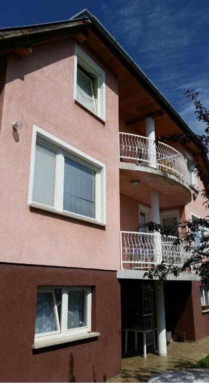 ザラカロシュPorat Houseアパートメント エクステリア 写真