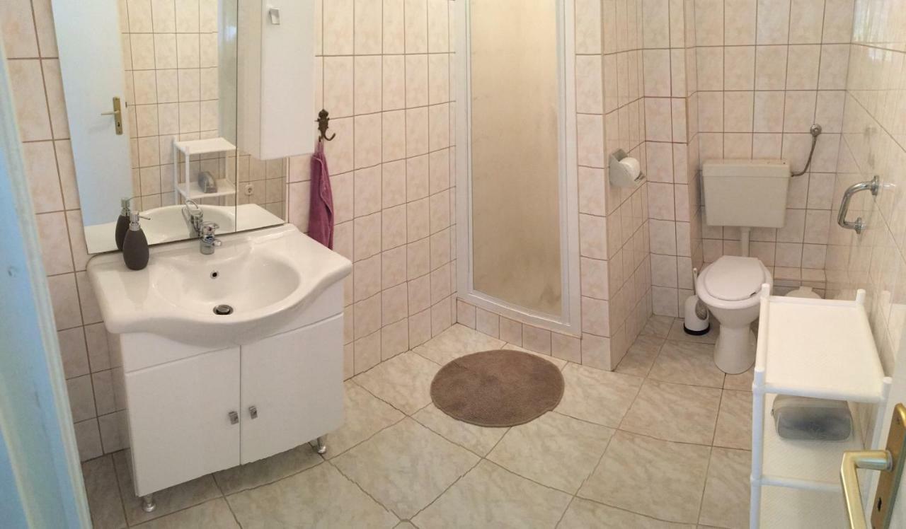 ザラカロシュPorat Houseアパートメント エクステリア 写真