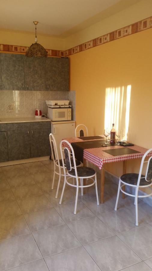 ザラカロシュPorat Houseアパートメント エクステリア 写真