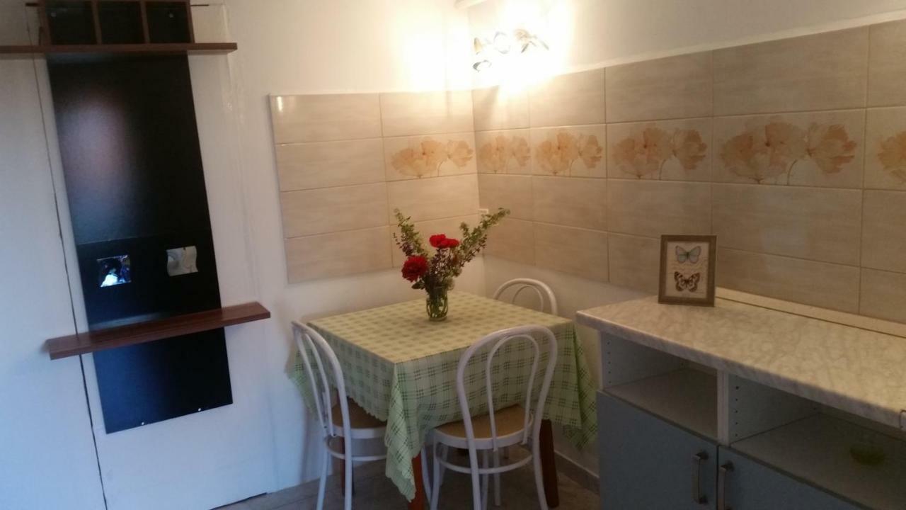 ザラカロシュPorat Houseアパートメント エクステリア 写真